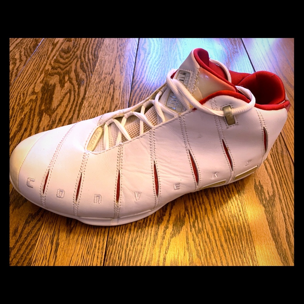 Dwayne Wade Converse Shoe - Great Condition!